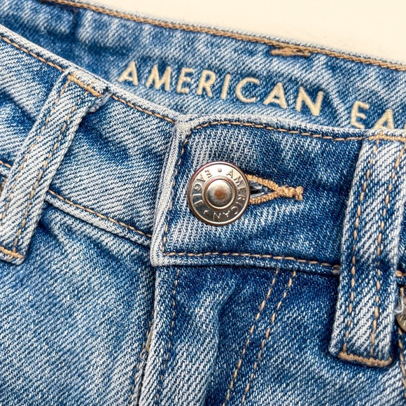 American Eagle DistressedMom Straight Jean size 00 - Picture 6 of 7